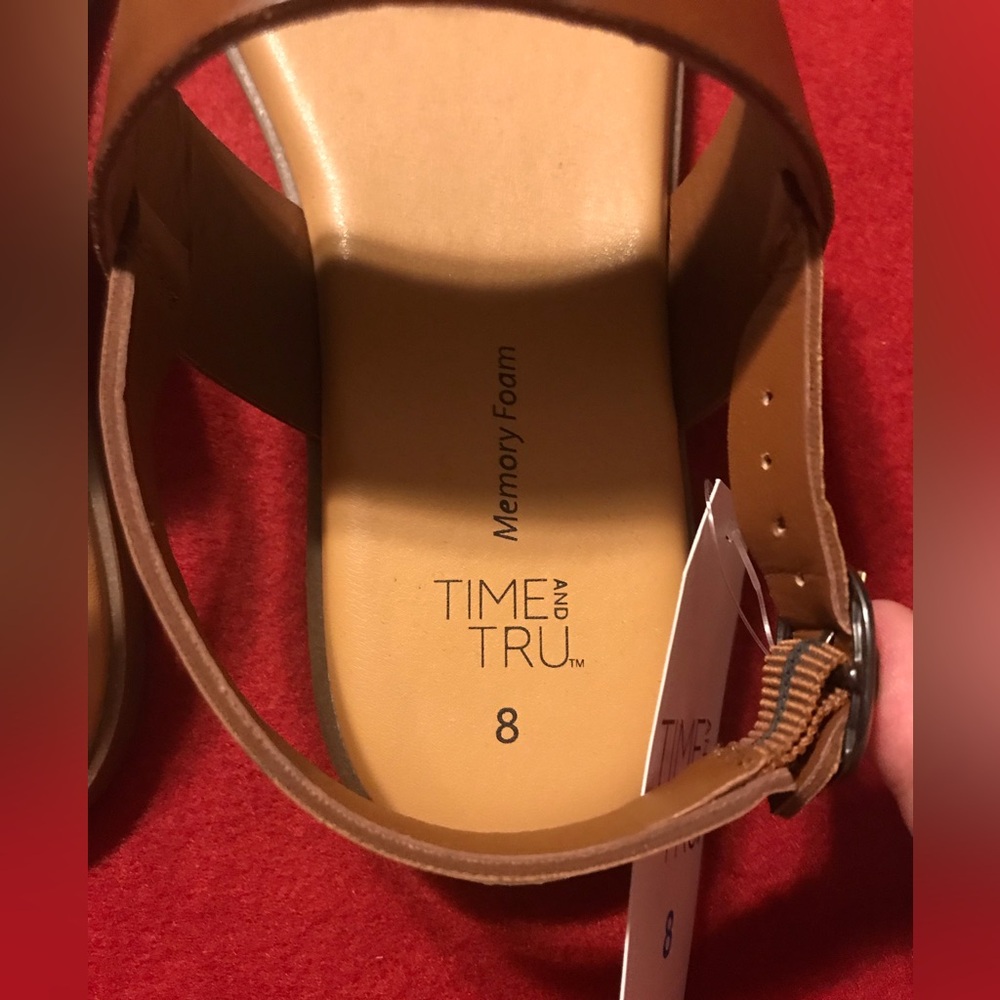 NWT TIME and TRU Memory Foam Sandals - Picture 8 of 13